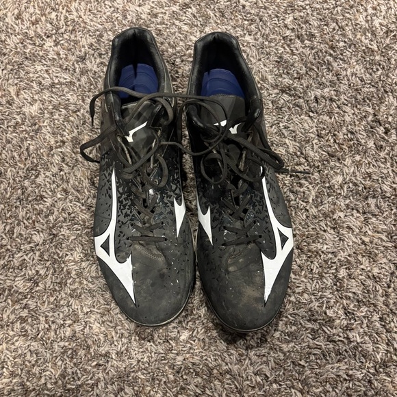 Men's Mizuno Baseball Cleats - Picture 1 of 6